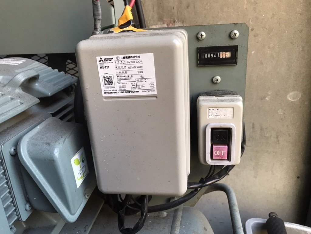 3.7kw三相200Vエアコンプレッサー